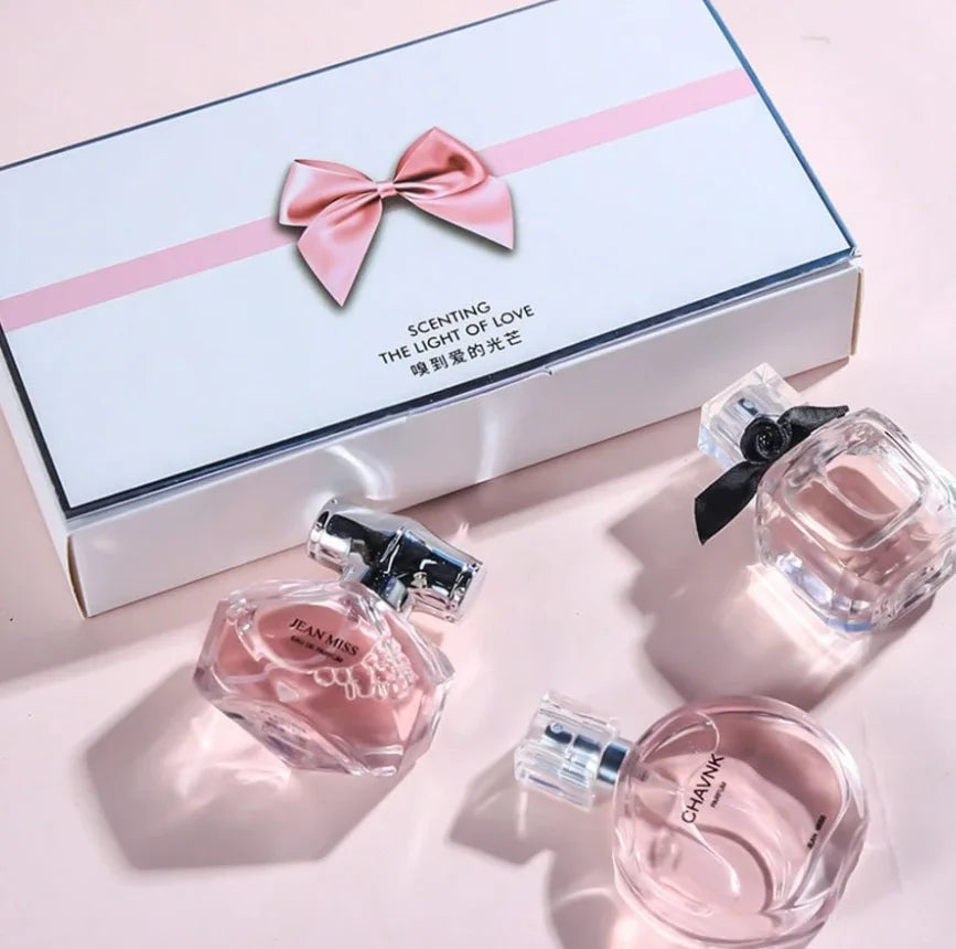 4 Pcs Luxury Men Cologne Gift Set - 4 x 30ml Bottles of Premium Vanilla & Cologne Scented Pheromone Perfume