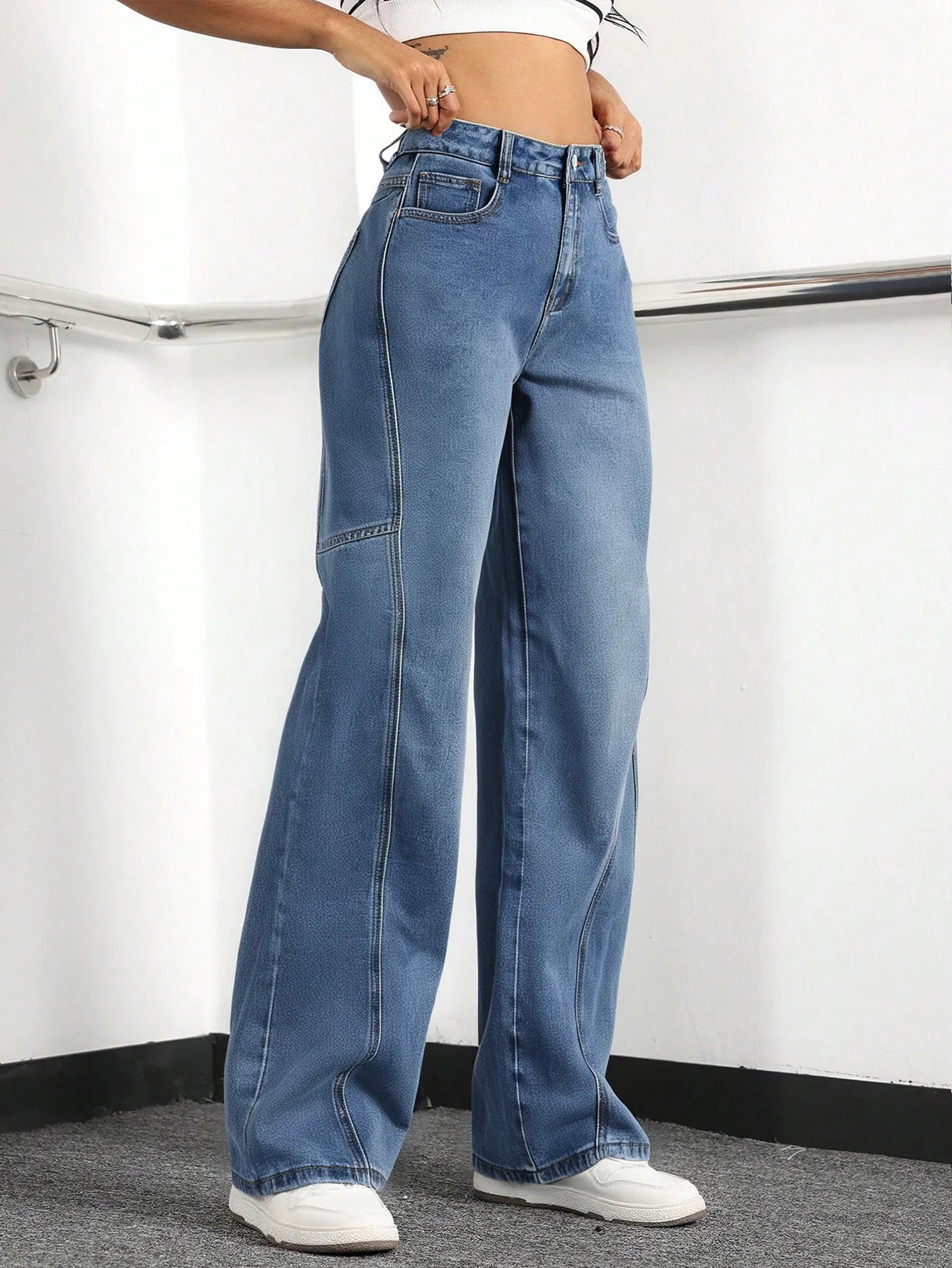 Women's High - Waisted Wide Leg Cargo Jeans | Baggy Denim