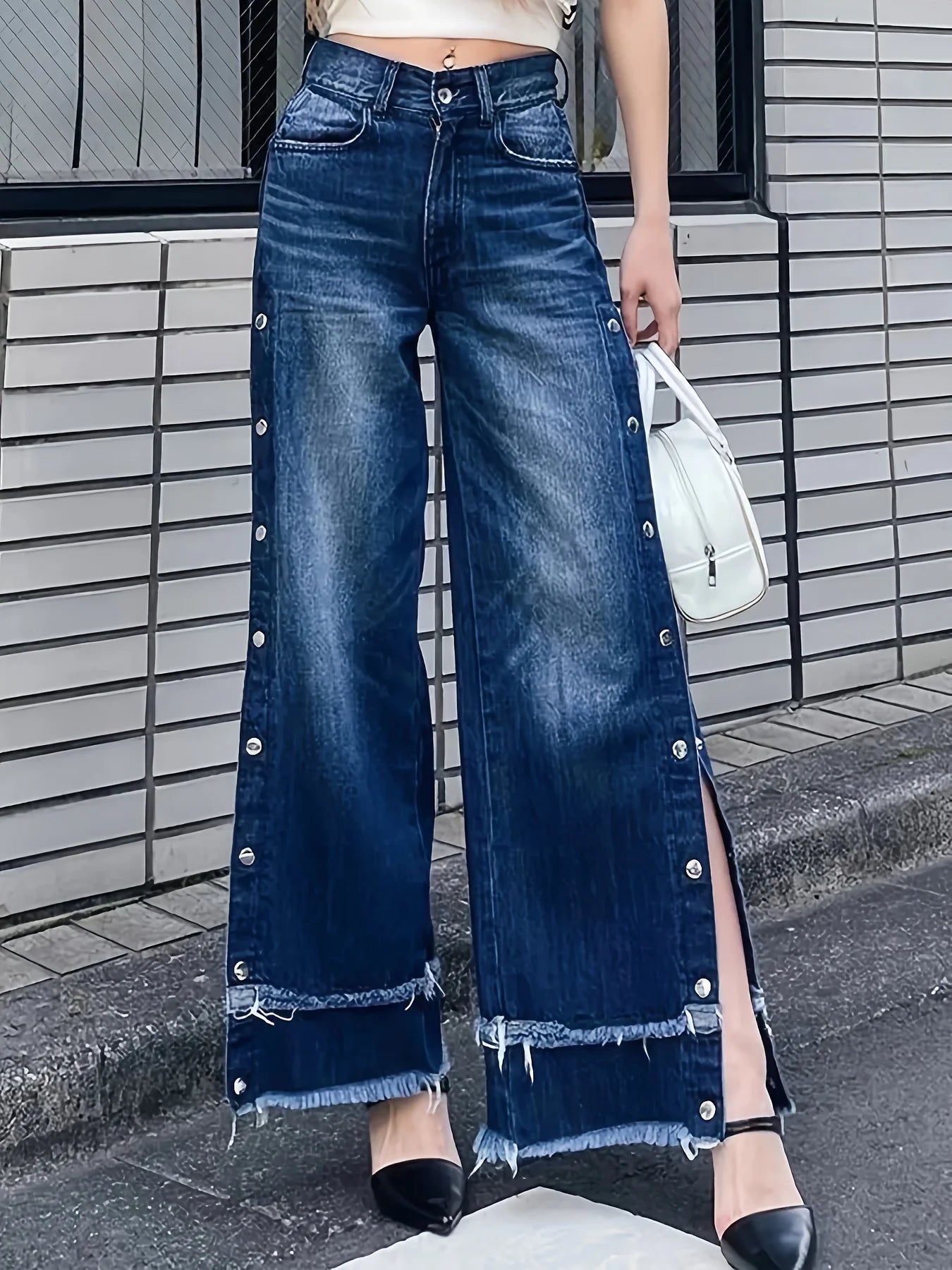 Women's casual wide-leg jeans, adjustable side buttons, double-layer frayed hem, ankle-length