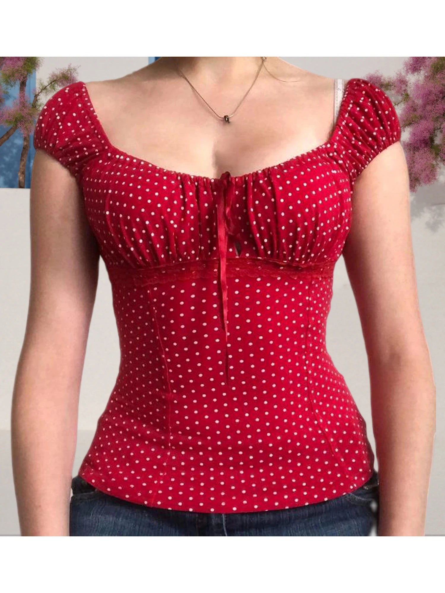 Women s Short Sleeve T-Shirts with Polka Dot Print and Tie-Up Front Detail Casual Summer Fashion Tops for a  Fit Look