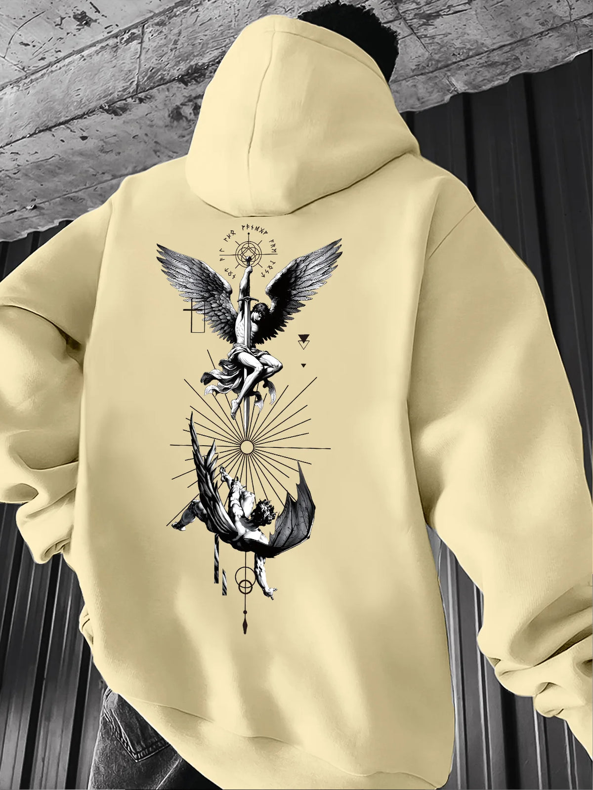 Men's Gothic Angel & Tarot Print Hooded Sweatshirt - Longr, Machine /Fall Layering (Tarot Card Design, Regular Fit)