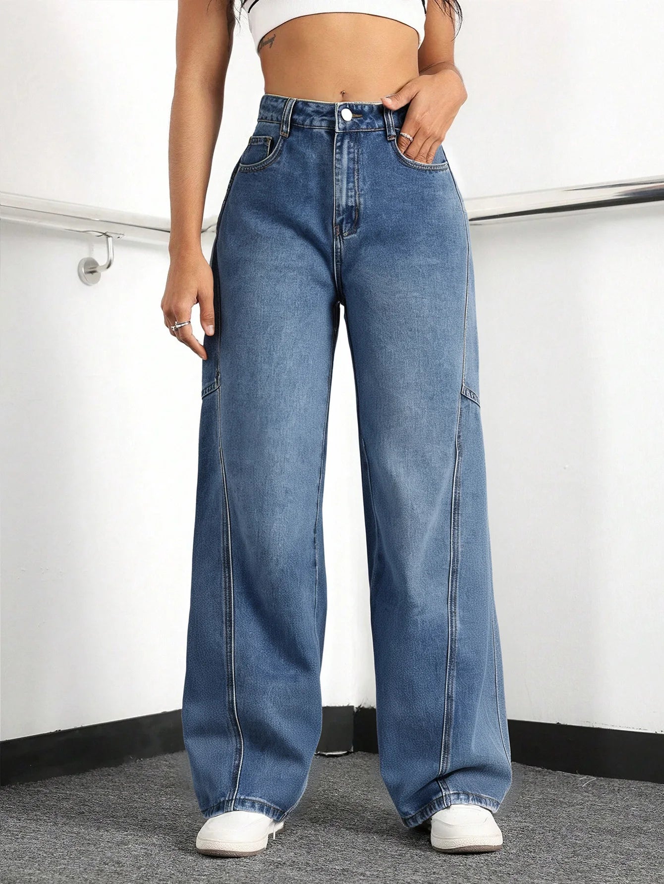 Women's High - Waisted Wide Leg Cargo Jeans | Baggy Denim