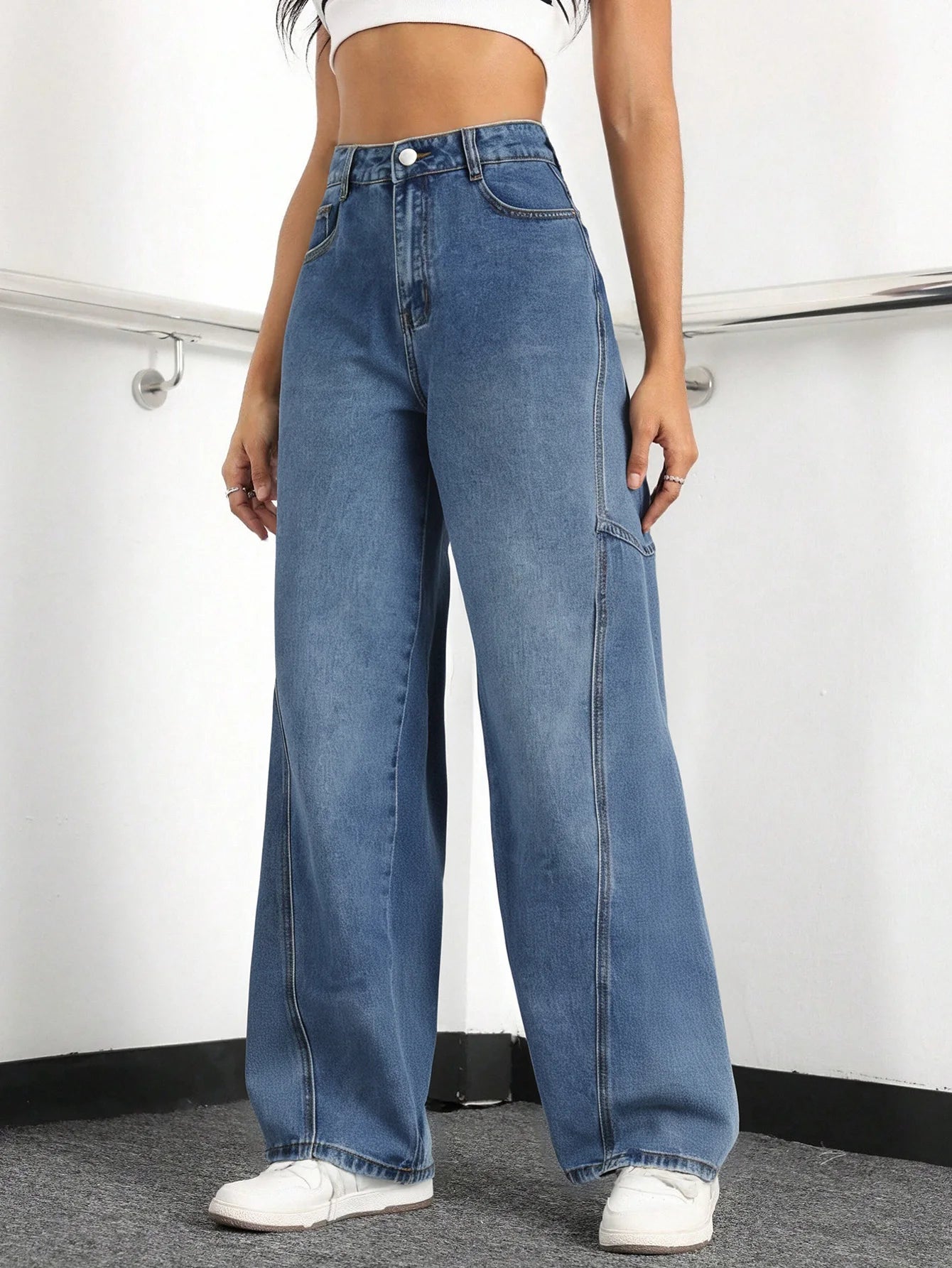 Women's High - Waisted Wide Leg Cargo Jeans | Baggy Denim